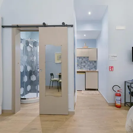 Arthouse * مولفيتا